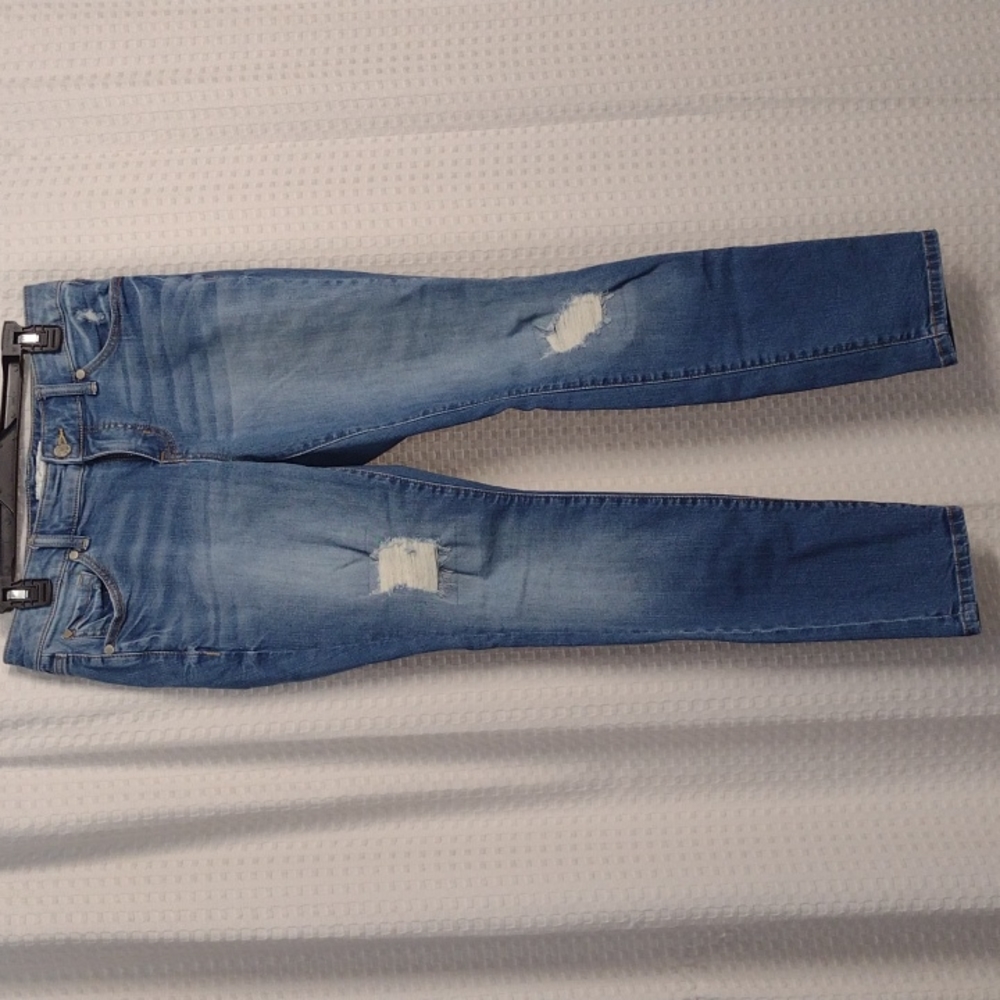 Torrid distressed denim jeans